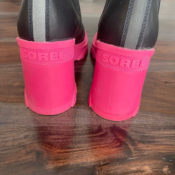 Sorel Brex Waterproof boot size 7.5 - Picture 3 of 8